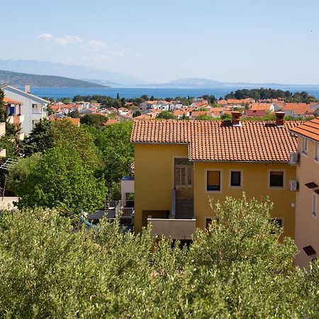 Apartment Lela Krk Town Extérieur photo