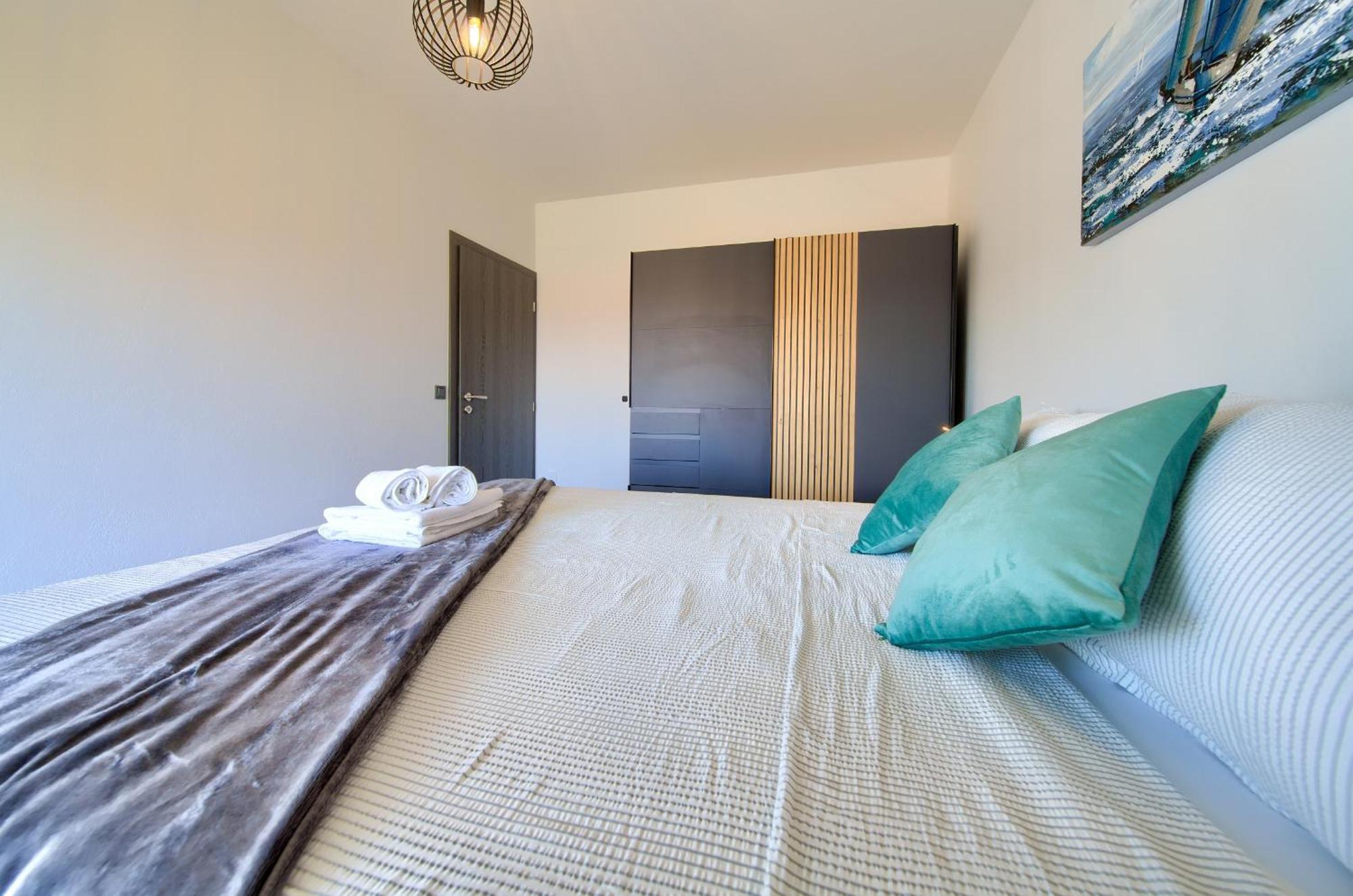 Apartment Lela Krk Town Extérieur photo